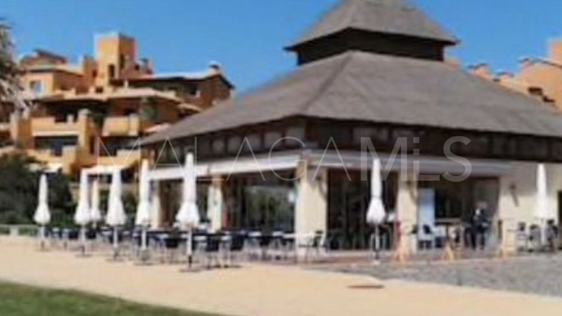 Markplanslägenhet for sale in Estepona