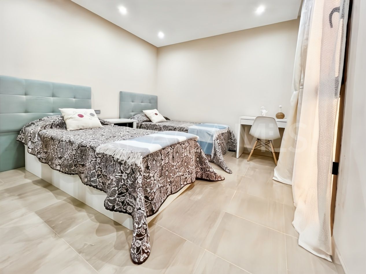 Markplanslägenhet for sale in Estepona