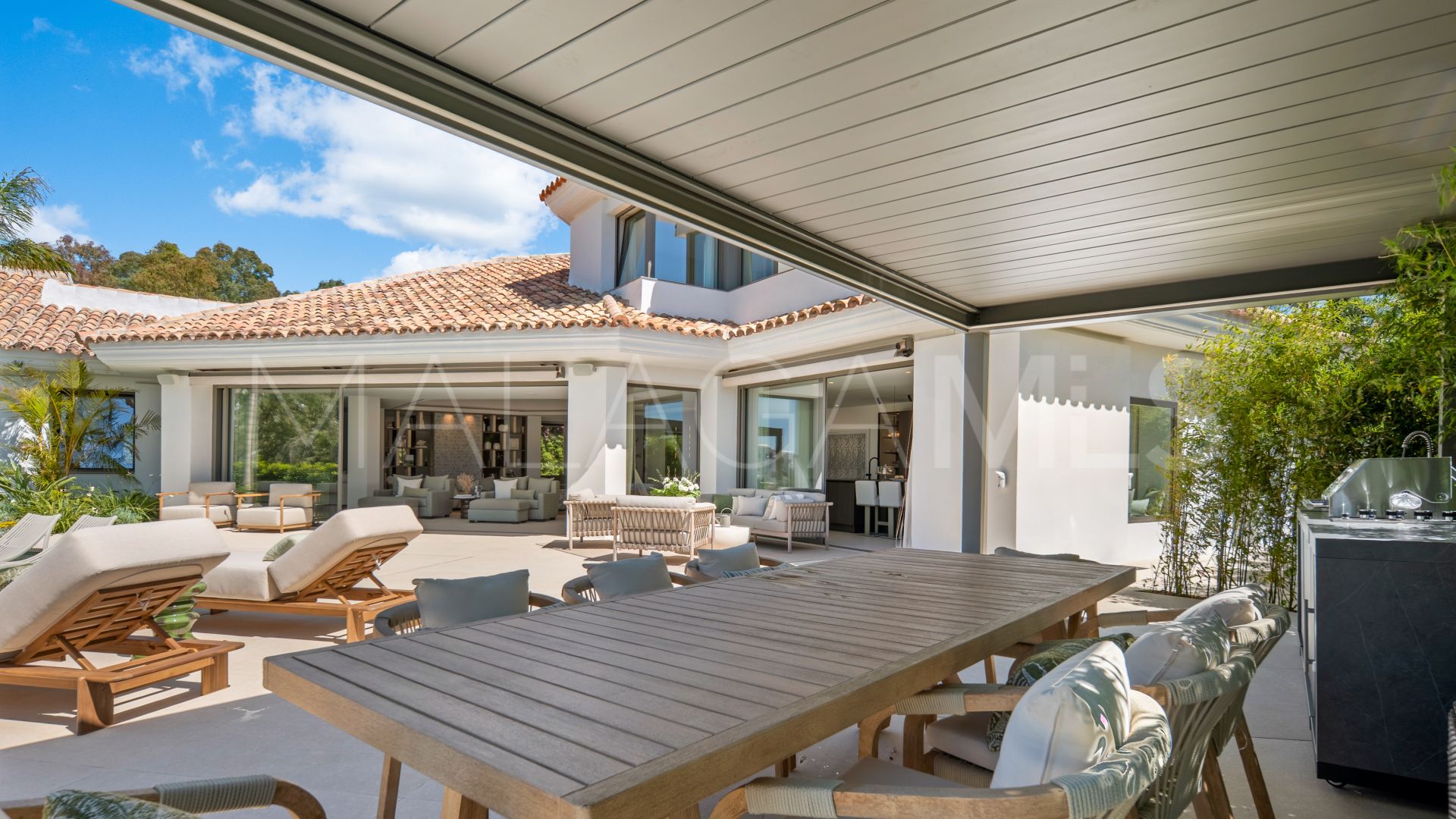 Villa for sale in El Herrojo
