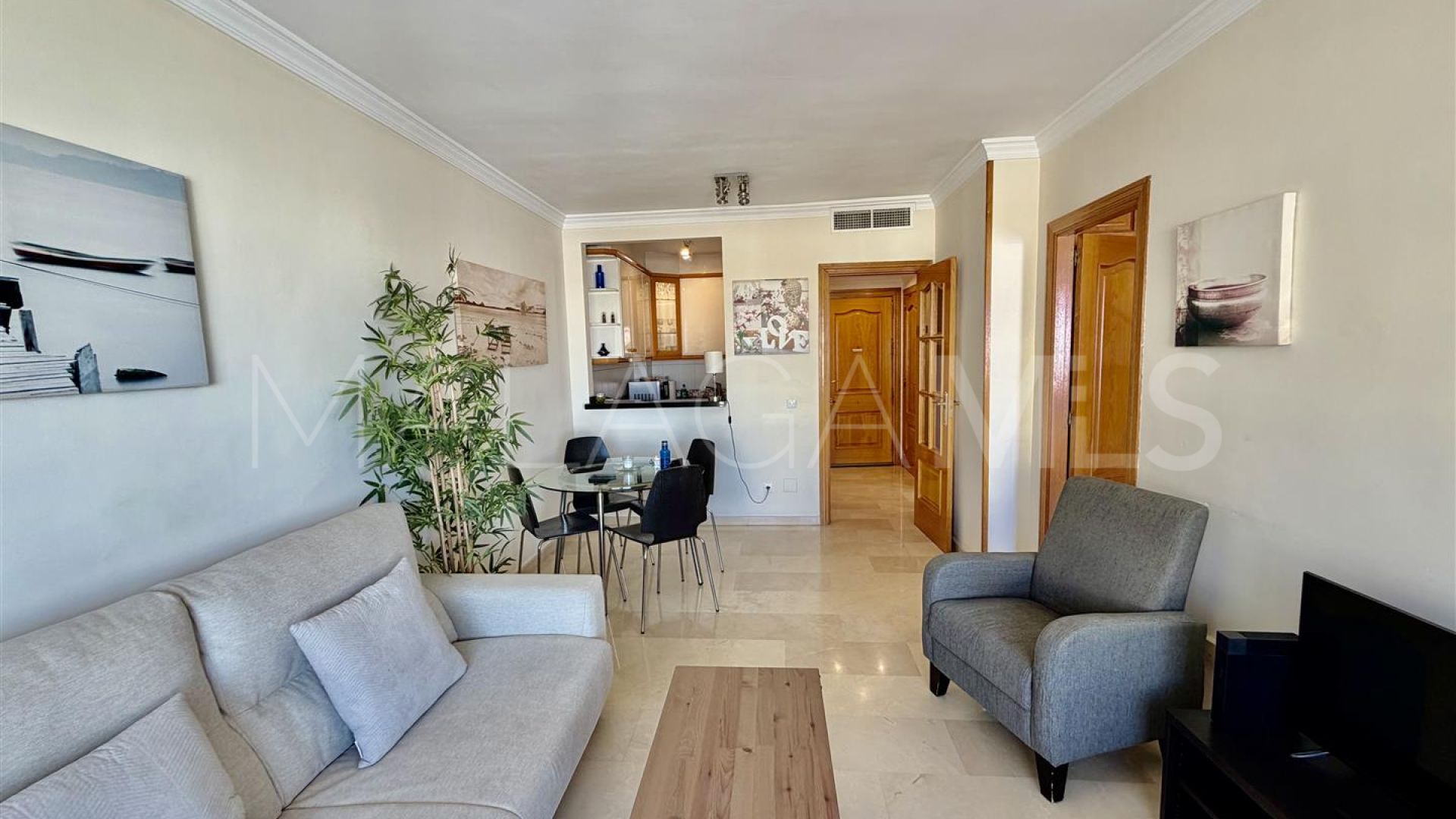 Se vende apartamento in Marbella Centro with 1 bedroom