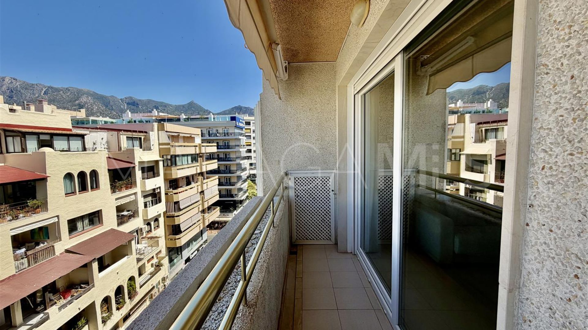 Se vende apartamento in Marbella Centro with 1 bedroom