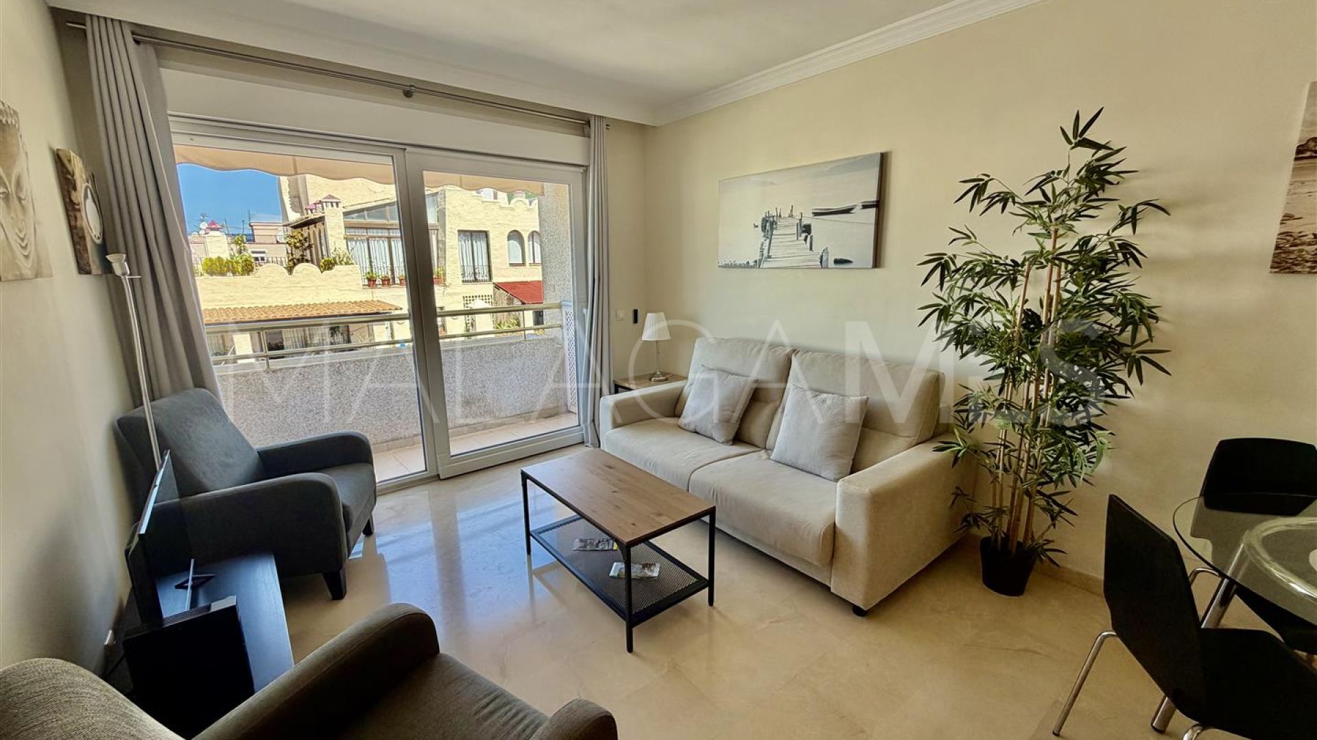 Se vende apartamento in Marbella Centro with 1 bedroom