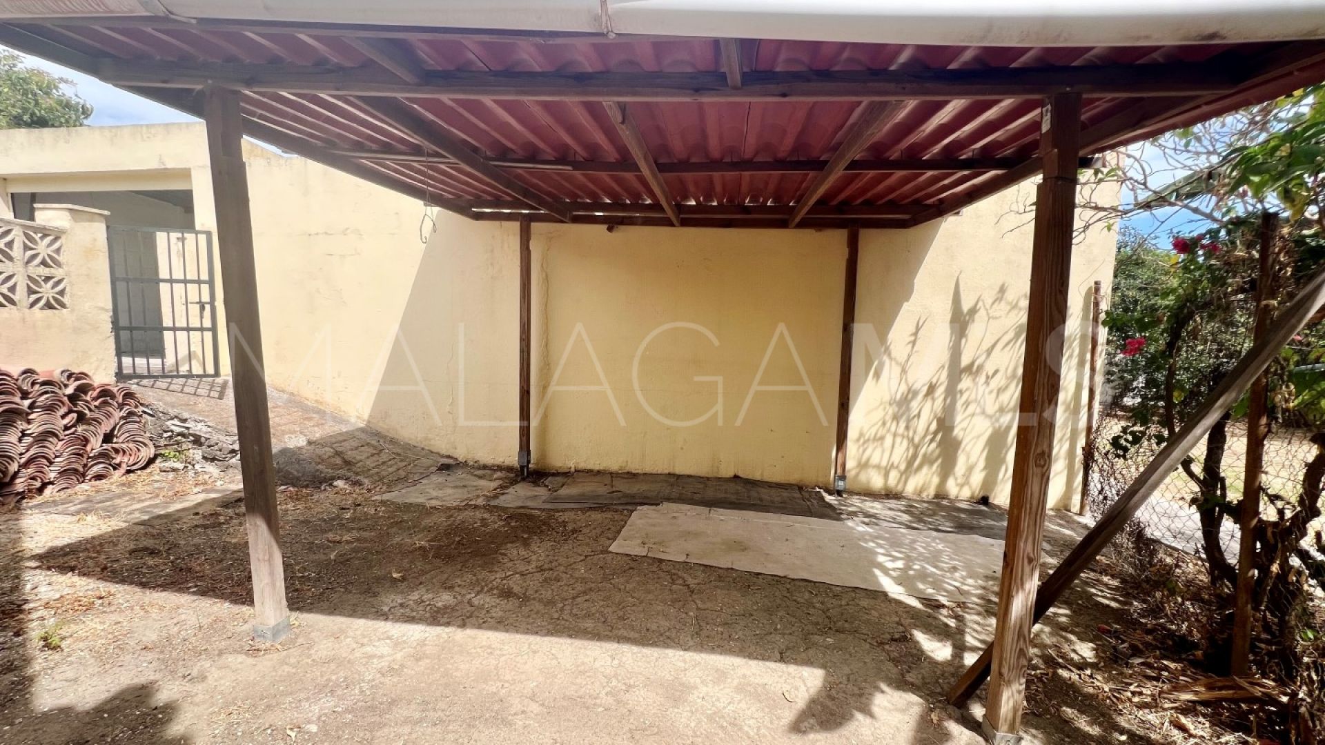 Finca for sale in La Resina Golf