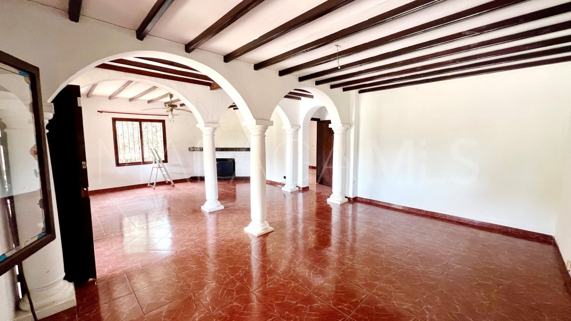 Finca for sale in La Resina Golf