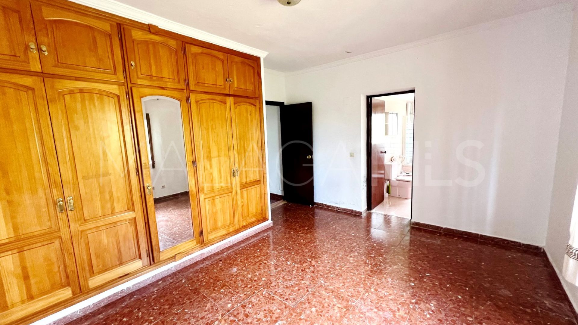 Finca for sale in La Resina Golf
