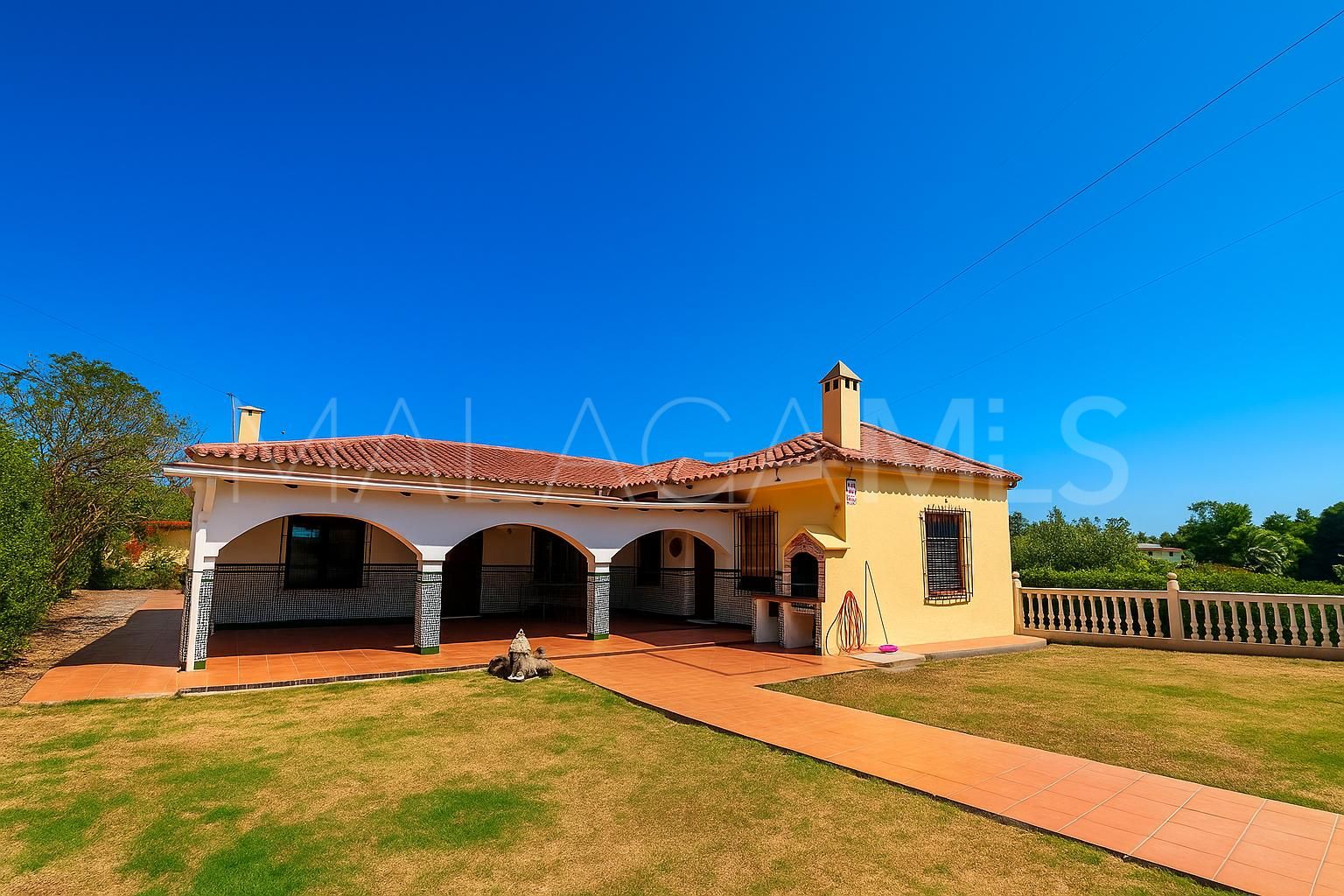 Finca for sale in La Resina Golf