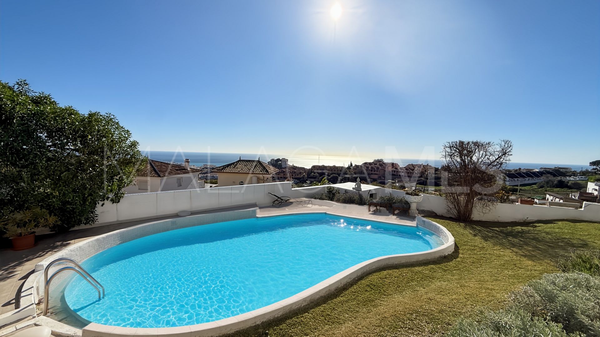 Villa for sale in Benalmadena Pueblo