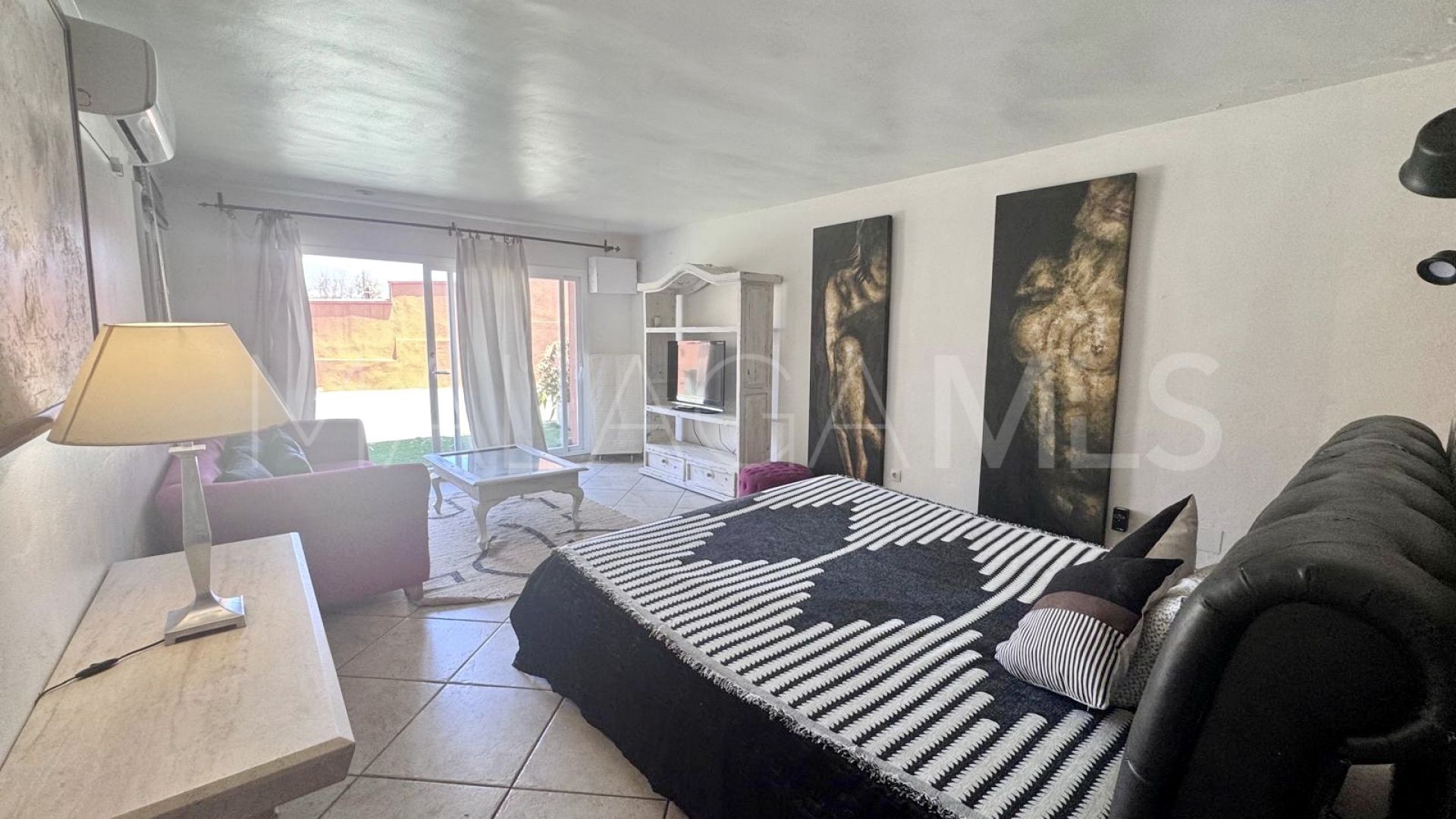 Villa for sale in Atalaya de Rio Verde with 6 bedrooms