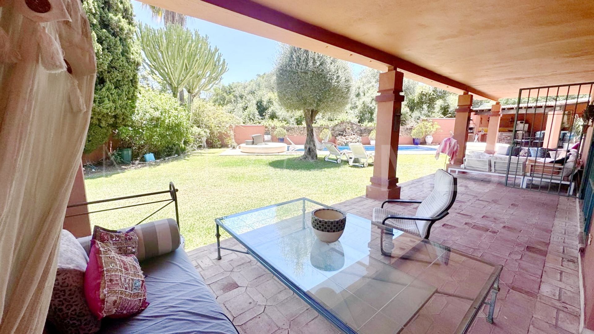 Villa for sale in Atalaya de Rio Verde with 6 bedrooms
