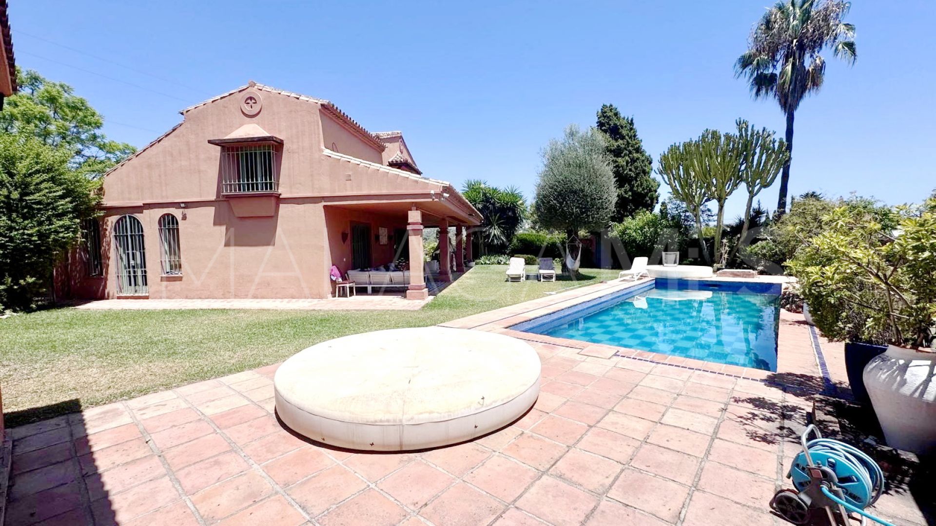 Villa for sale in Atalaya de Rio Verde with 6 bedrooms
