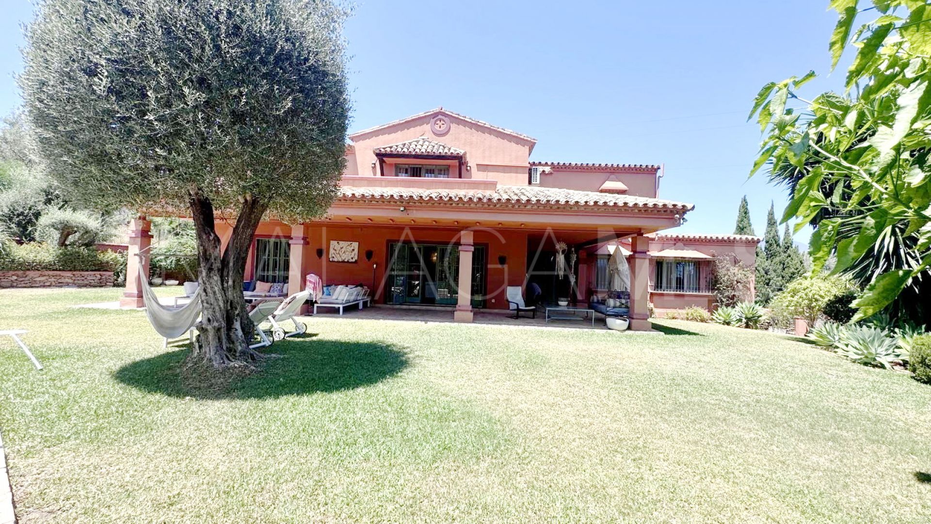 Villa for sale in Atalaya de Rio Verde with 6 bedrooms