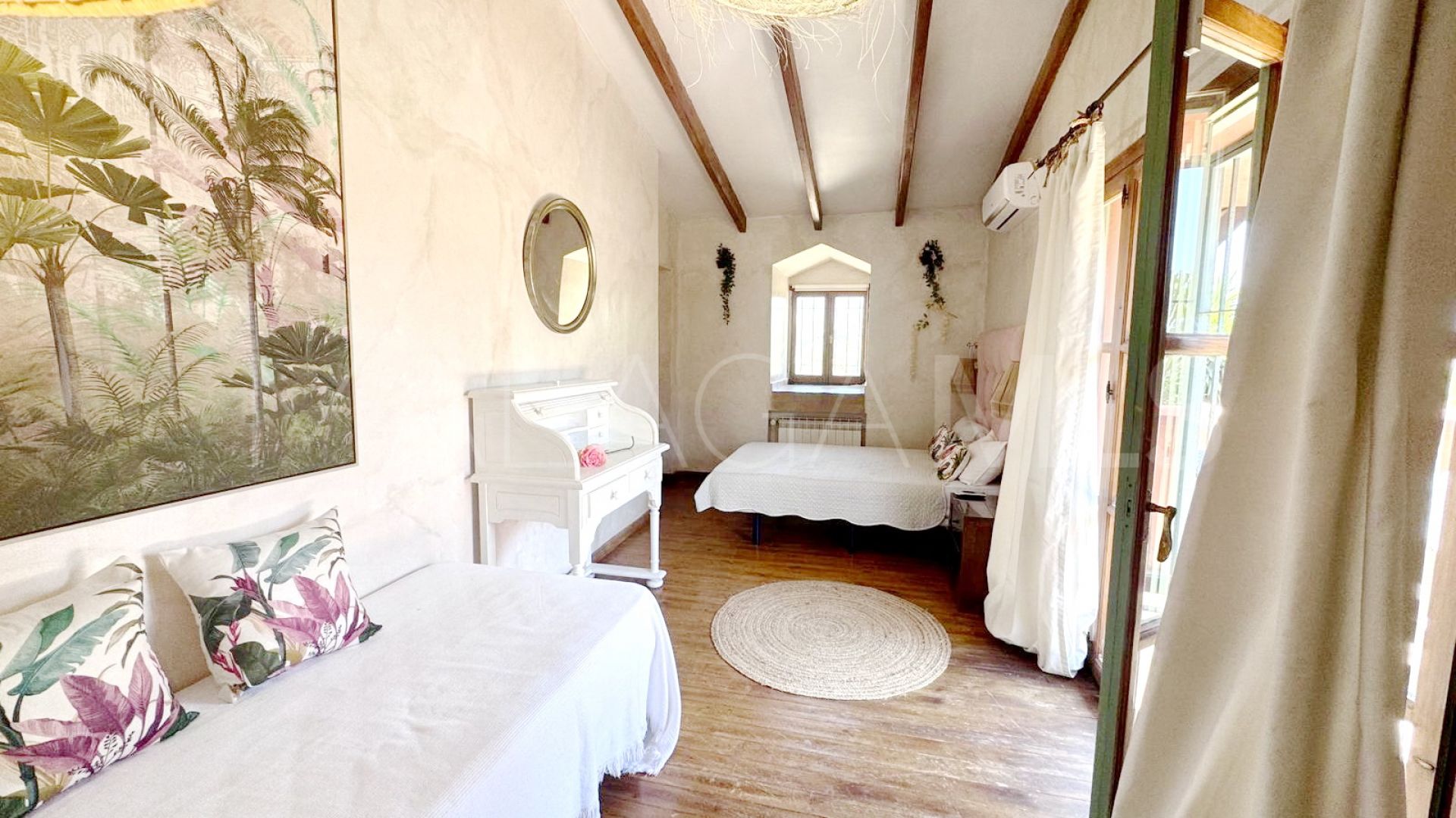 Villa for sale in Atalaya de Rio Verde with 6 bedrooms