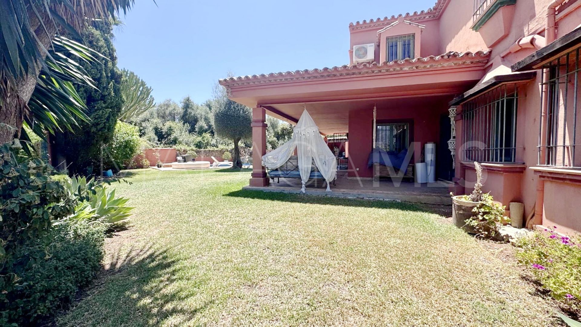 Villa for sale in Atalaya de Rio Verde with 6 bedrooms