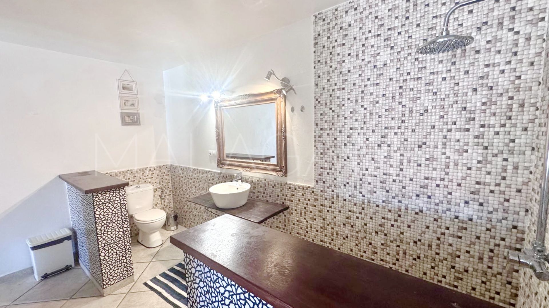 Villa for sale in Atalaya de Rio Verde with 6 bedrooms