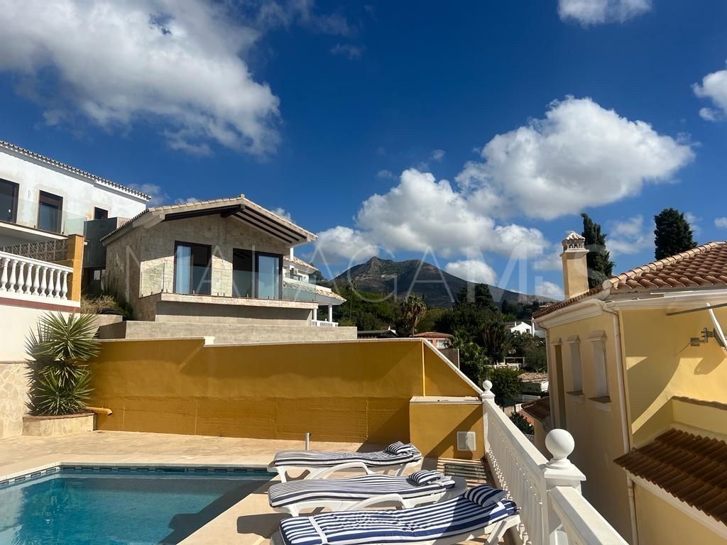 Villa for sale in Benalmadena Pueblo