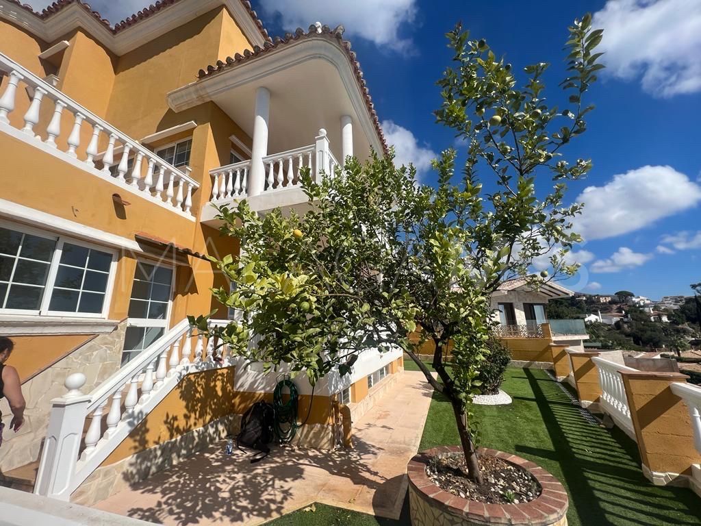 Villa for sale in Benalmadena Pueblo
