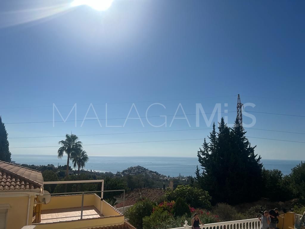 Villa for sale in Benalmadena Pueblo