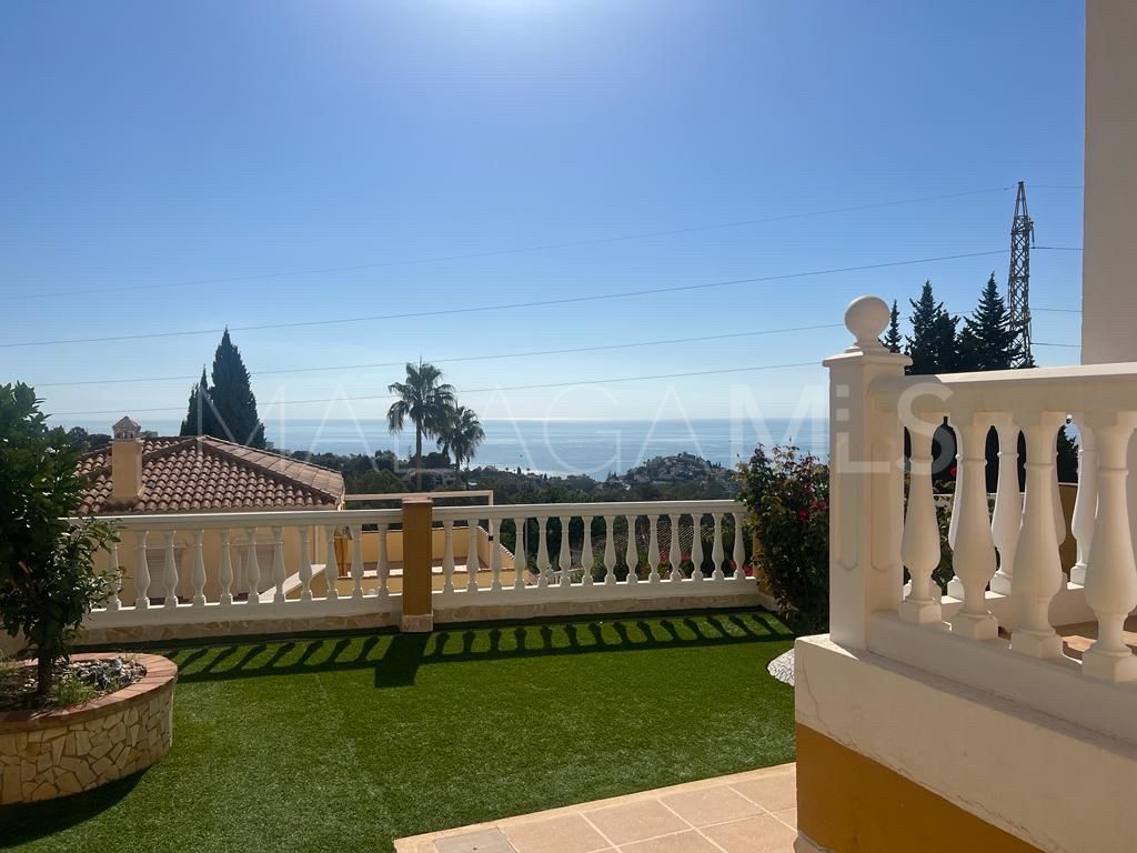 Villa for sale in Benalmadena Pueblo