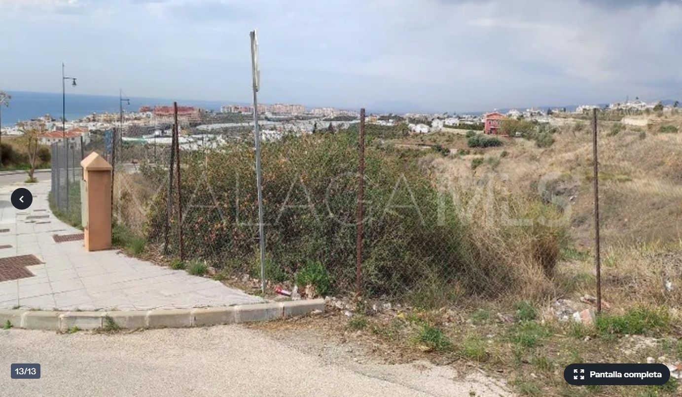 Grundstück for sale in Torrox