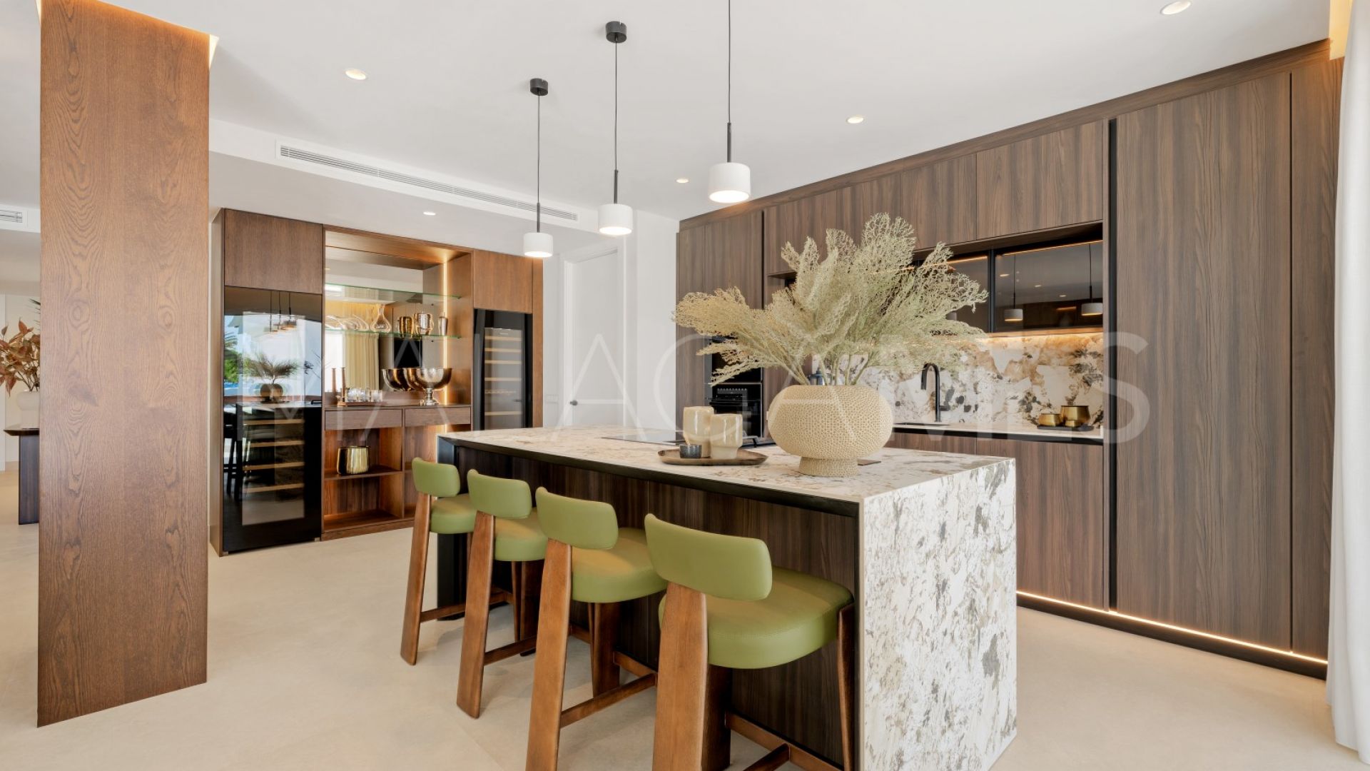 Lägenhet for sale in Los Monteros Palm Beach