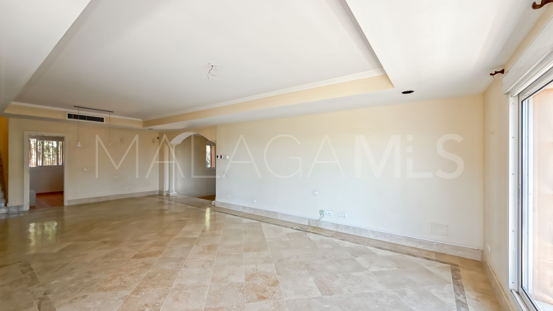 Maison for sale in Los Naranjos