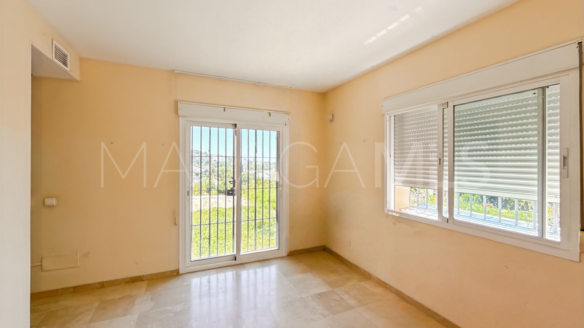 Maison for sale in Los Naranjos