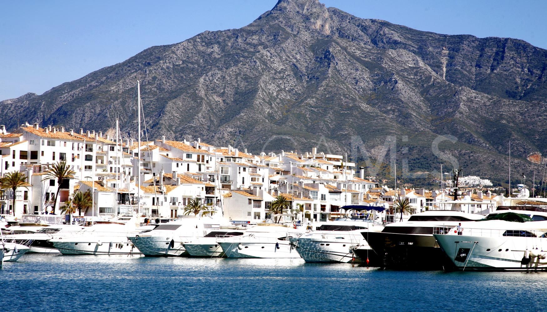 Town house with 2 bedrooms for sale in Marbella Centro
