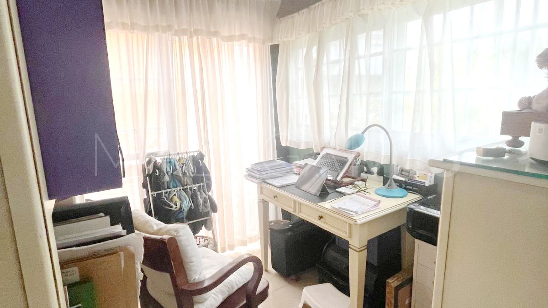 For sale Rio Real apartment with 3 bedrooms