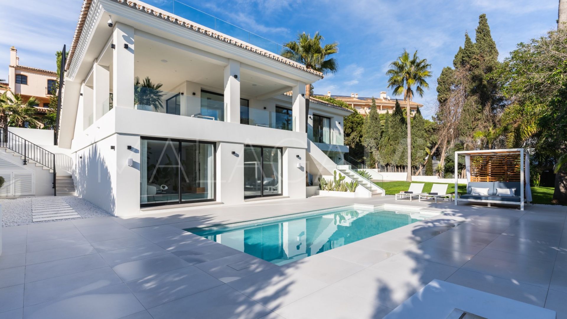 Marbesa, villa for sale