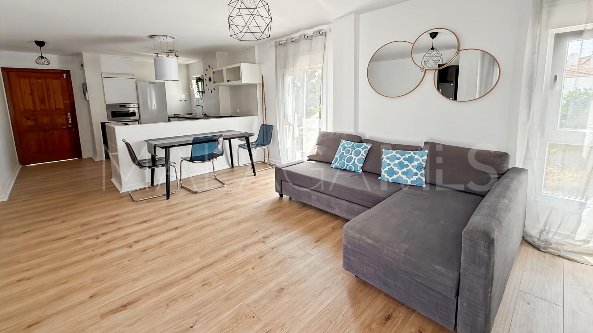 For sale 3 bedrooms duplex penthouse in Elviria