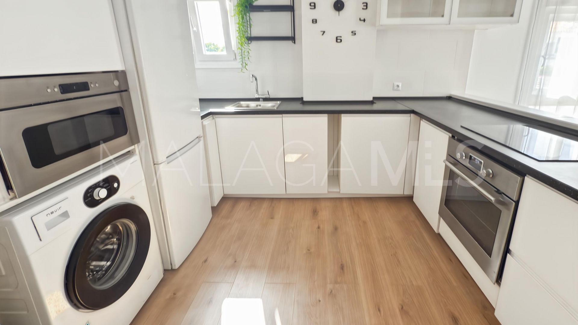 For sale 3 bedrooms duplex penthouse in Elviria