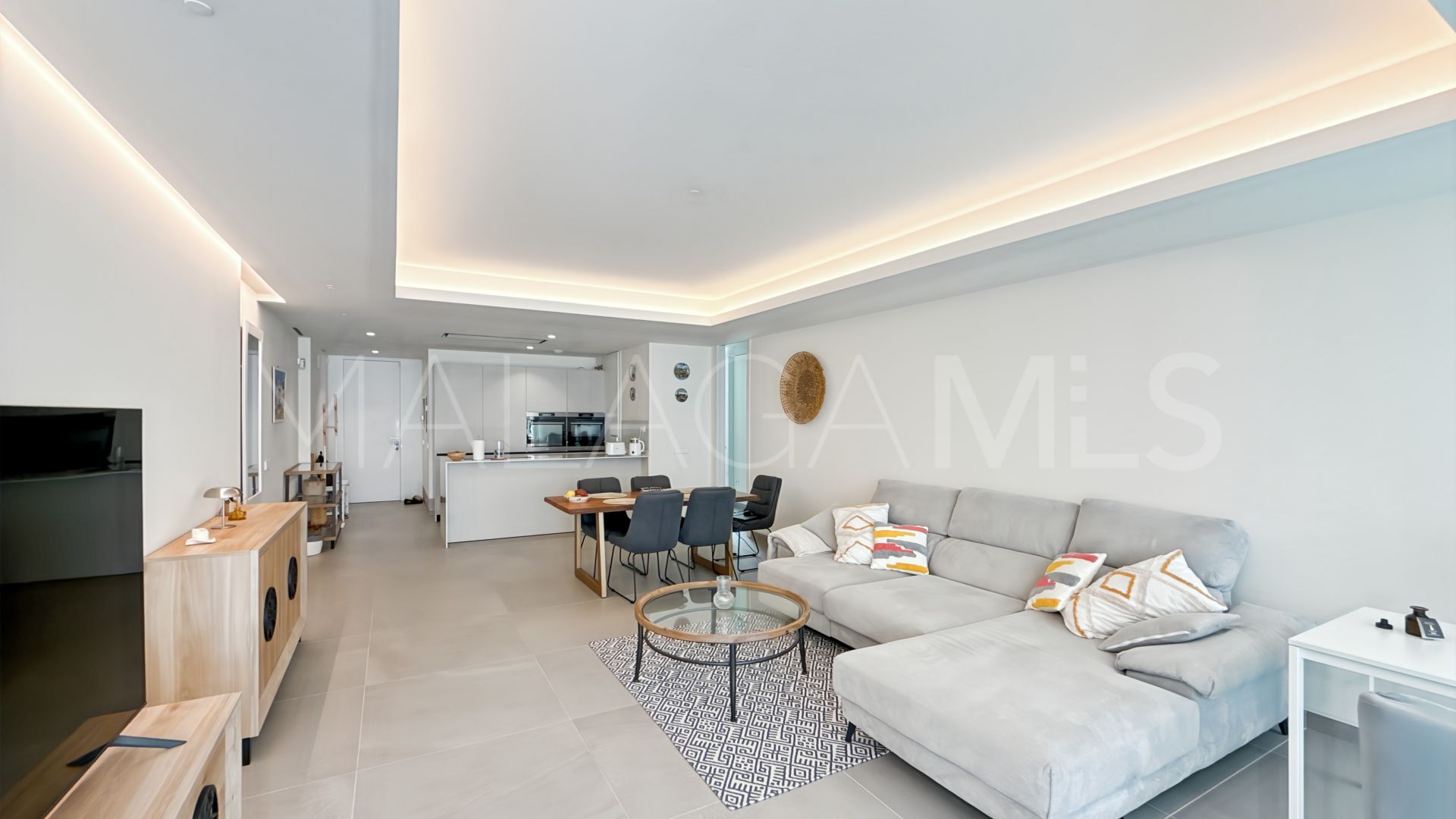 Appartement for sale in Estepona Puerto