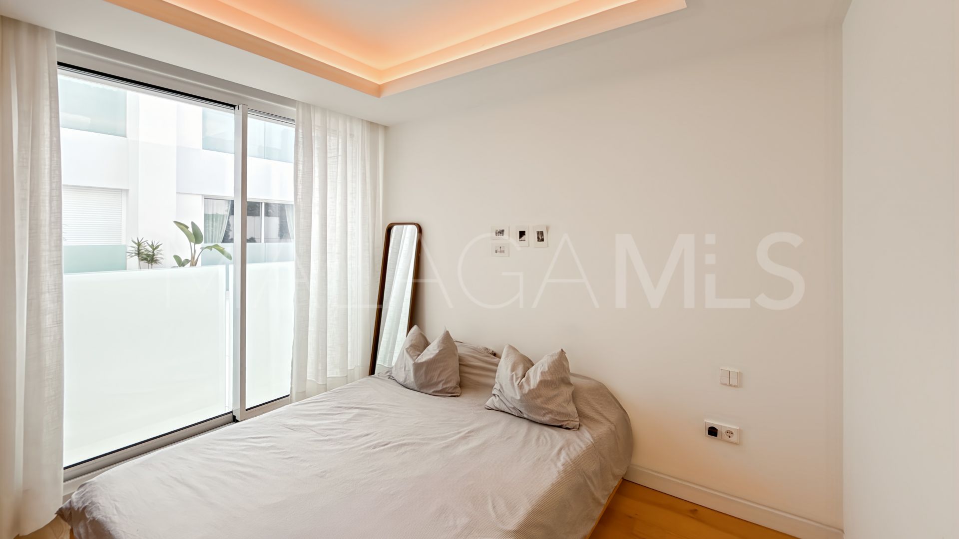 Appartement for sale in Estepona Puerto