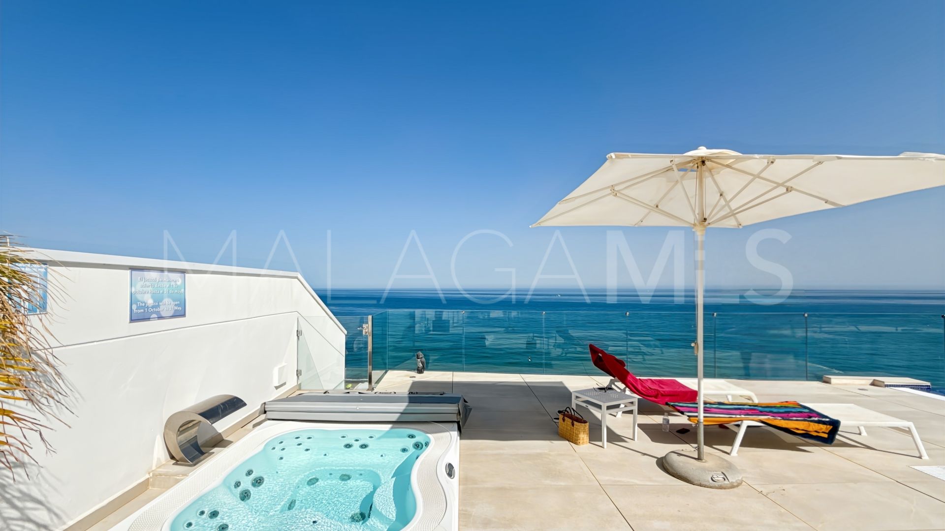 Appartement for sale in Estepona Puerto