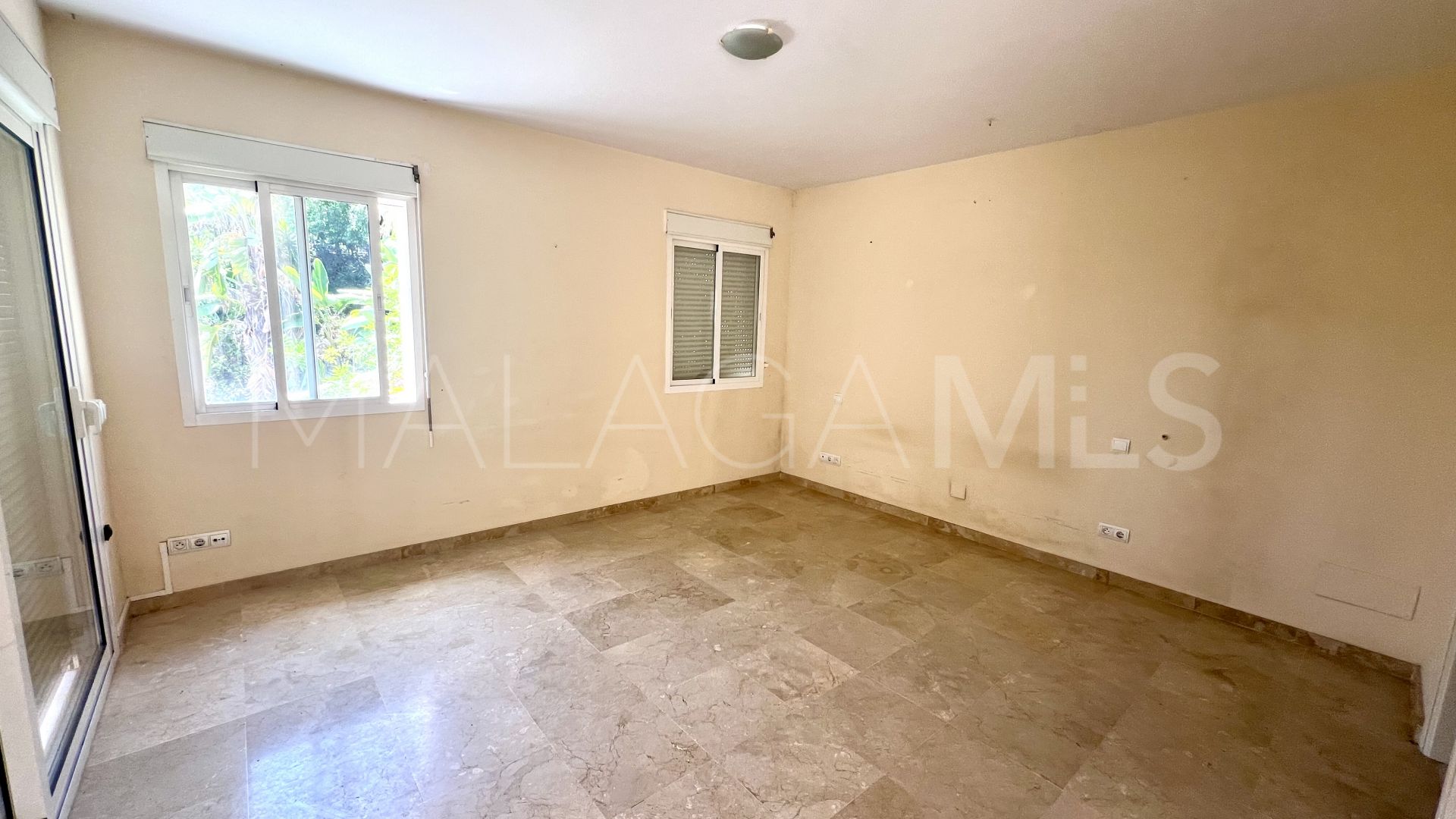 Villa for sale in Los Naranjos