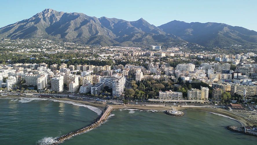 For sale Marbella Centro apartment with 2 bedrooms
