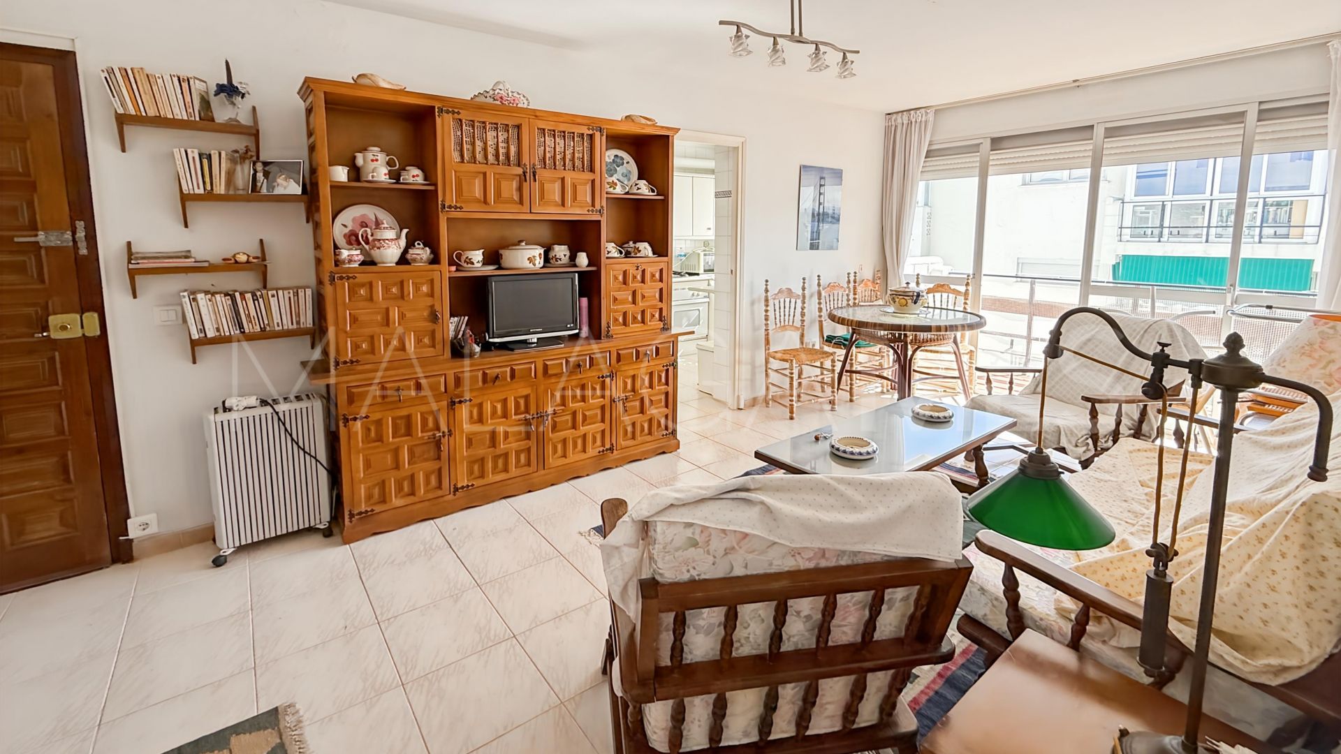 For sale flat in Estepona East