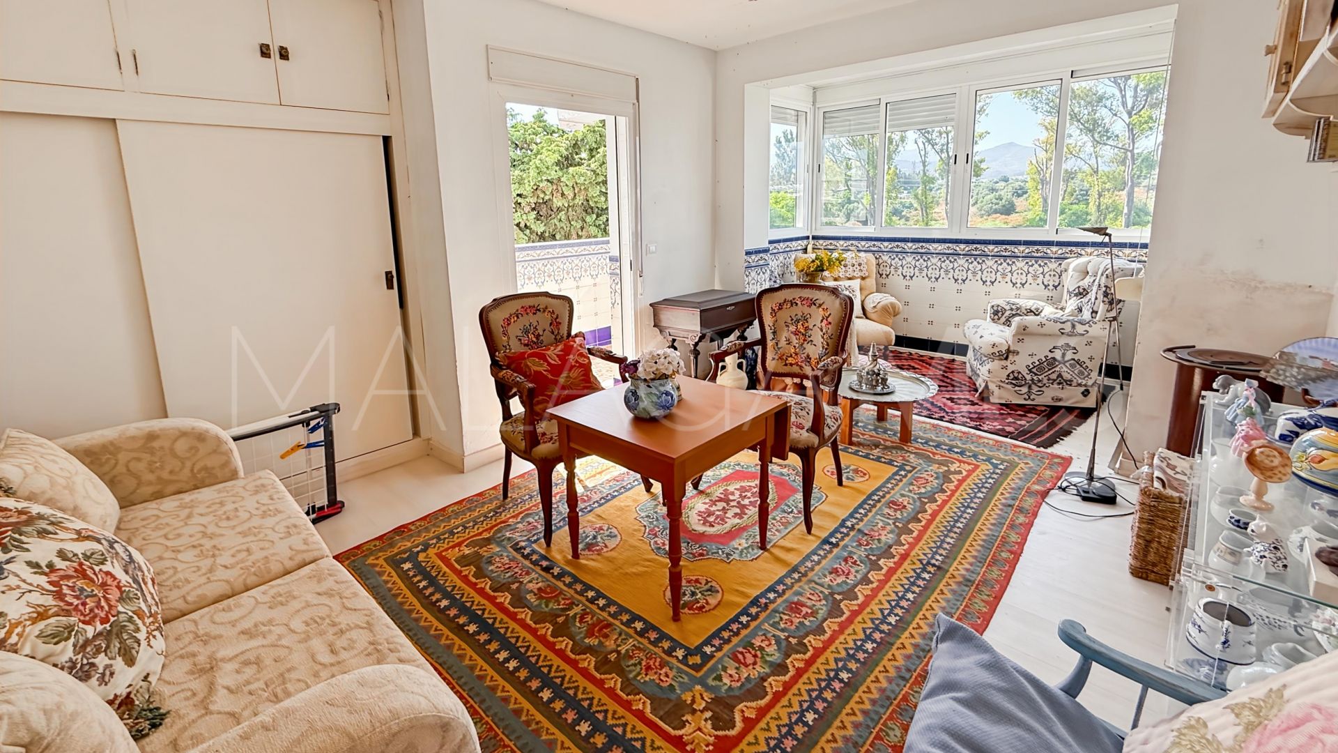 For sale flat in Estepona East