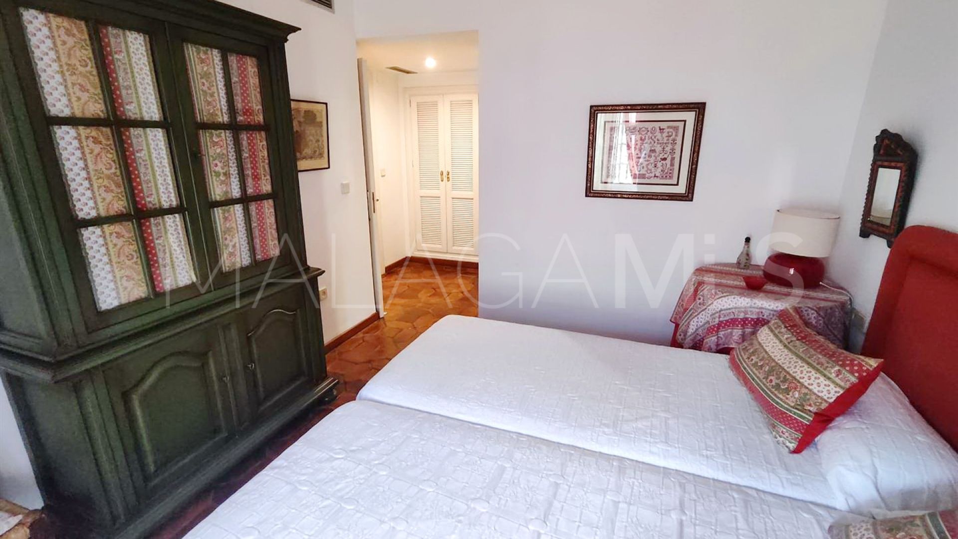 Maison de ville for sale in Guadalmina Baja