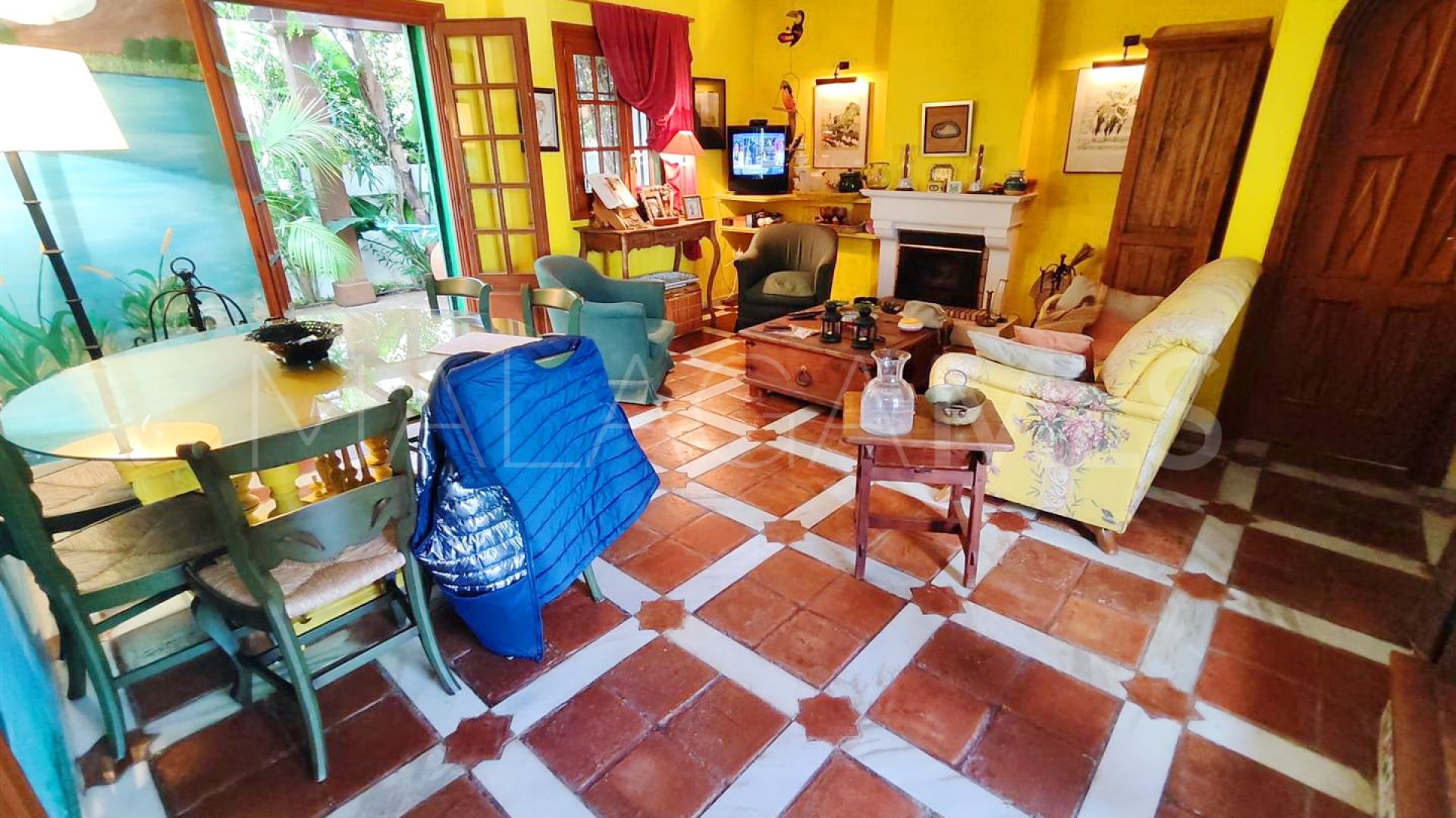 Maison de ville for sale in Guadalmina Baja