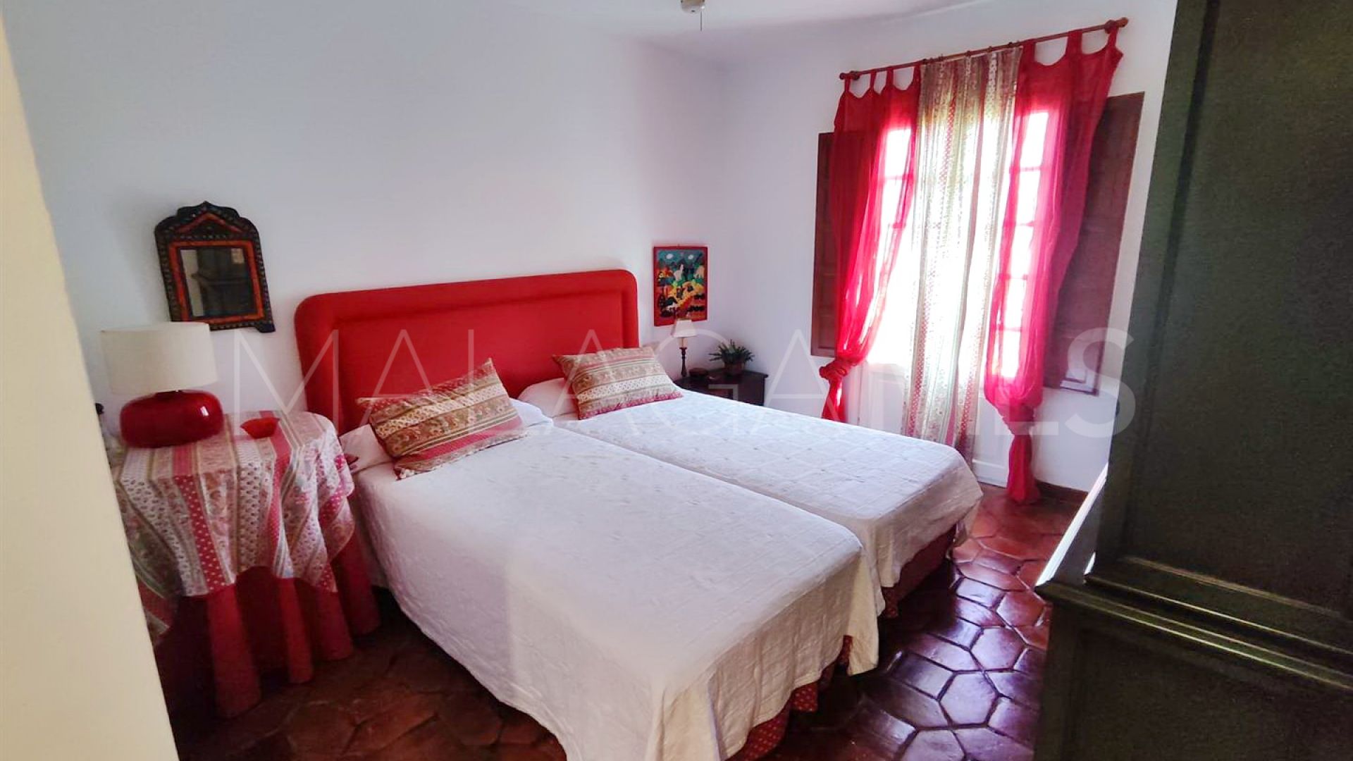 Maison de ville for sale in Guadalmina Baja