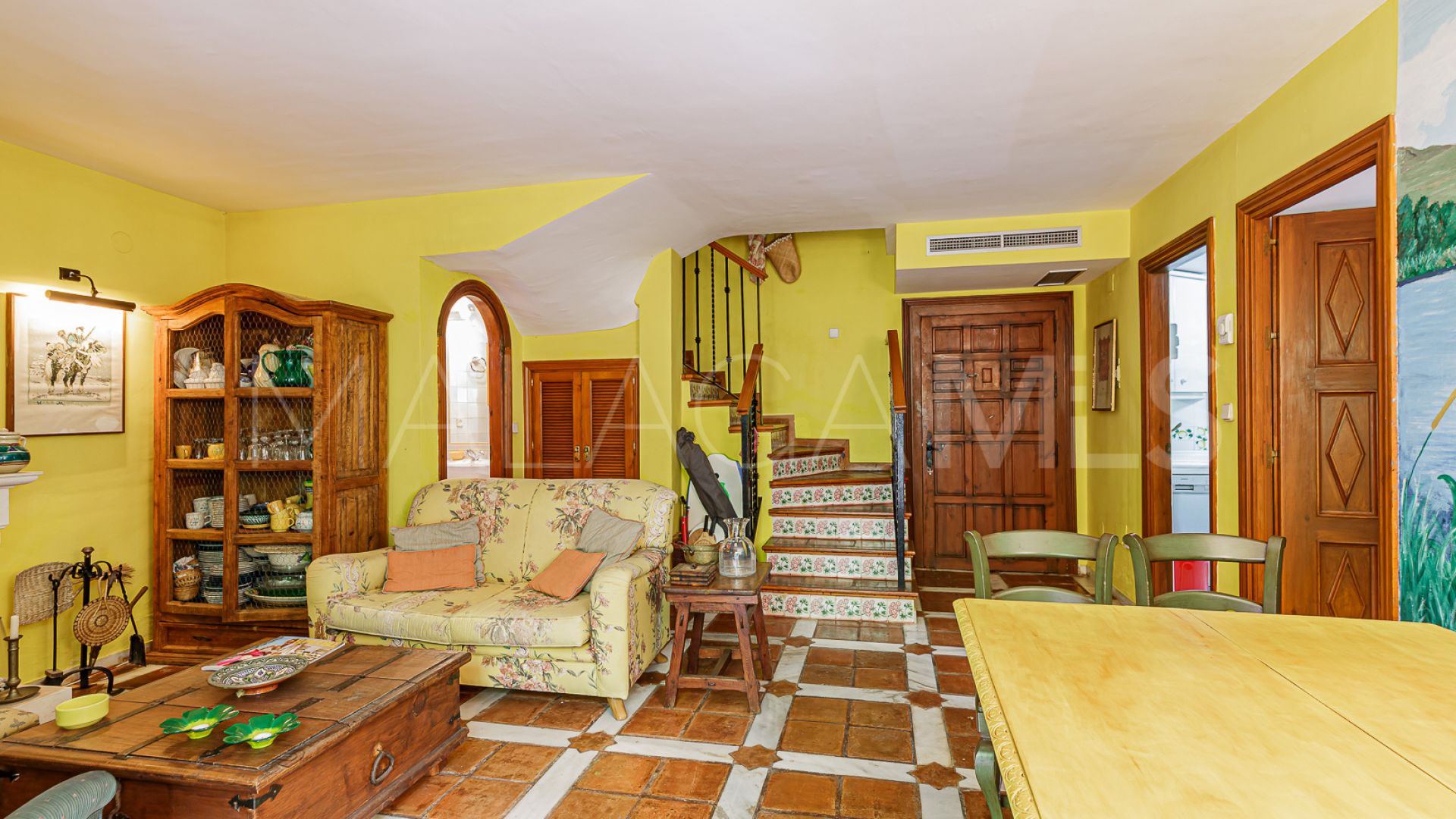 Radhus for sale in Guadalmina Baja
