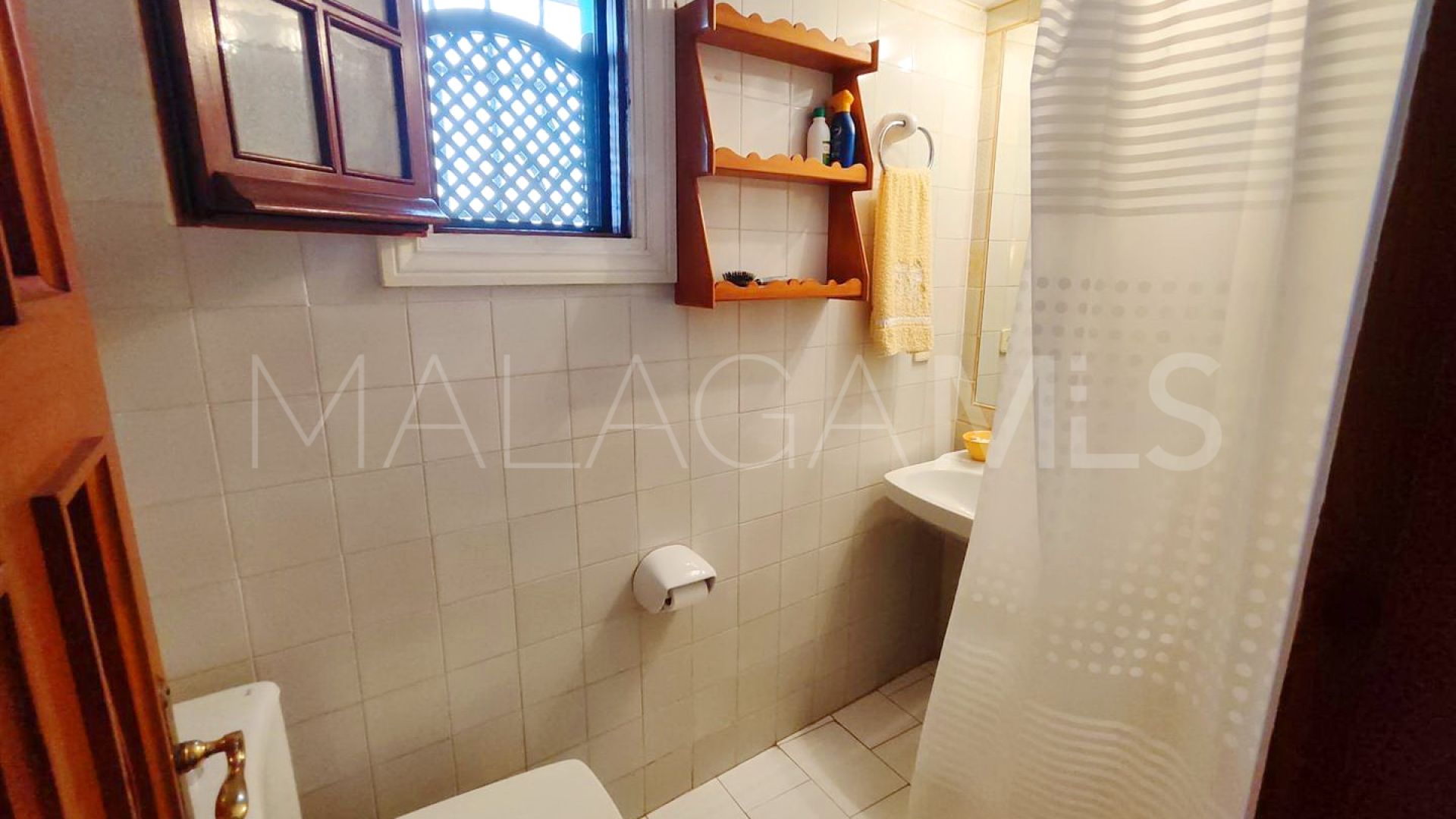 Maison de ville for sale in Guadalmina Baja
