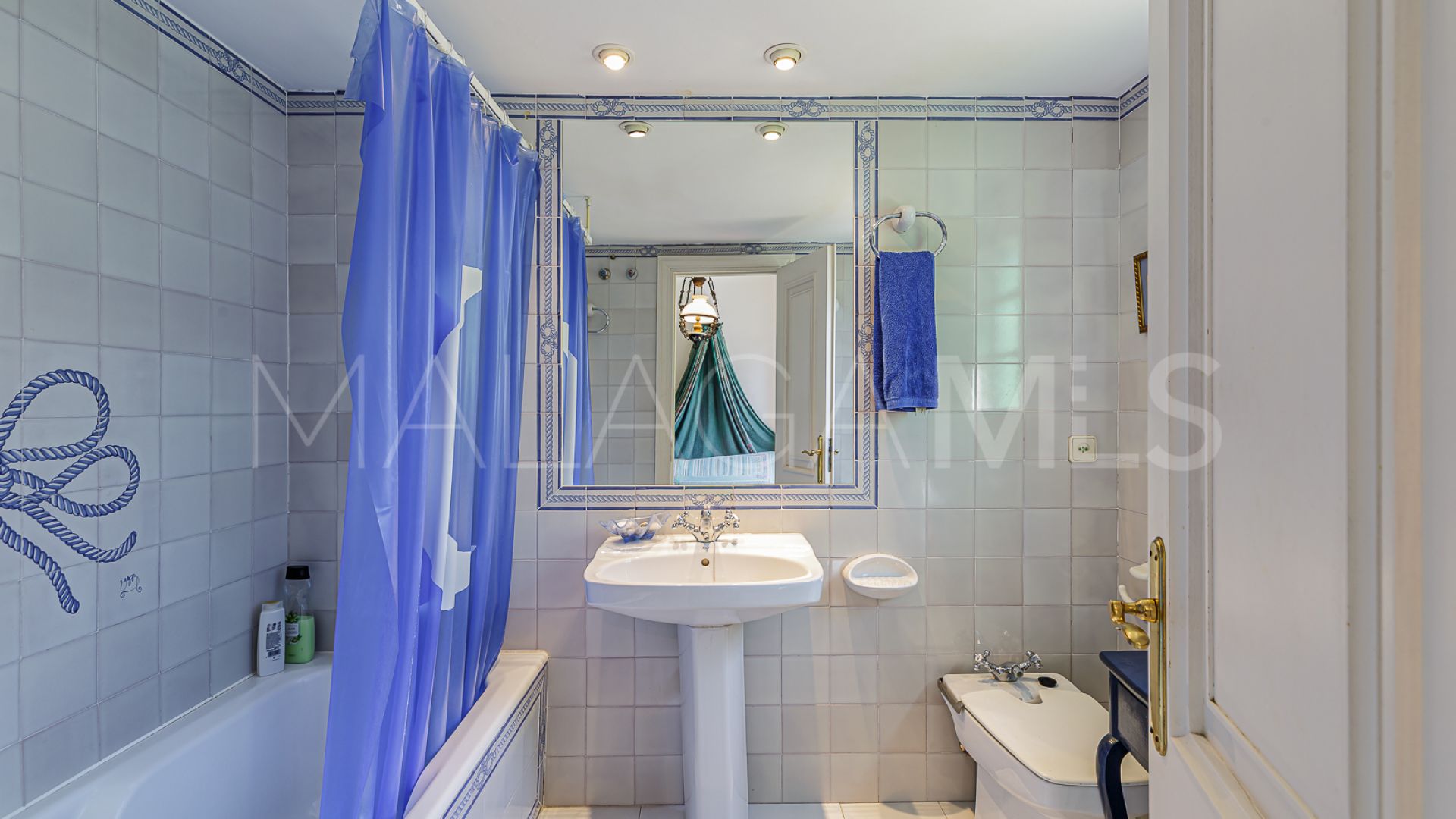 Radhus for sale in Guadalmina Baja