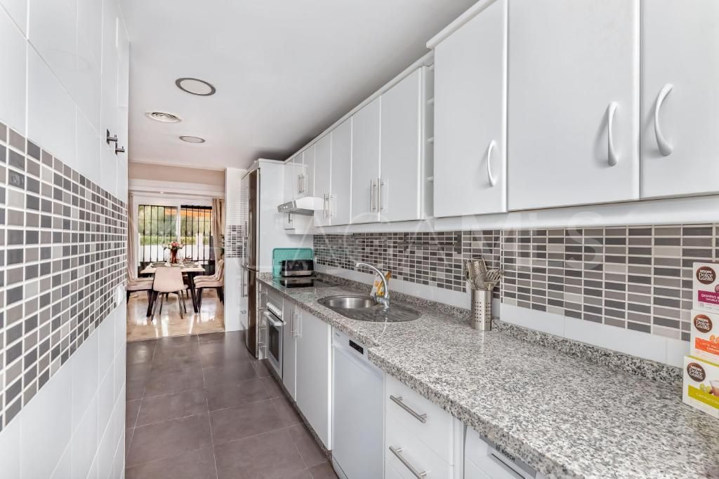 4 bedrooms Los Naranjos town house for sale