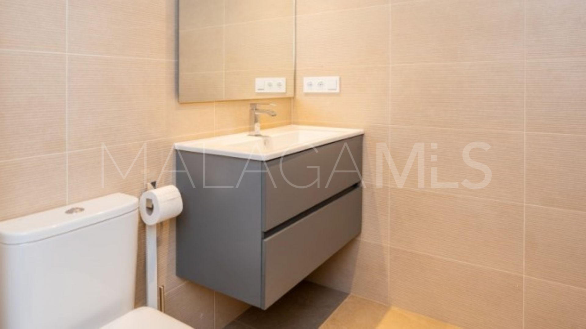 Wohnung for sale in Estepona Golf