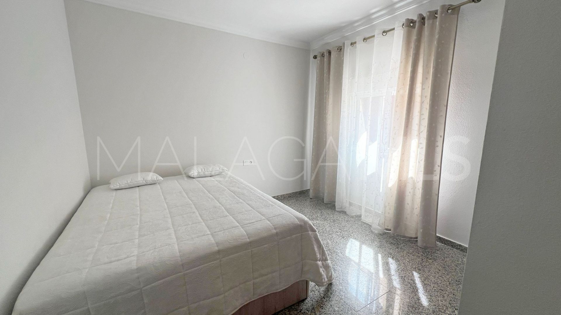 Penthouse with 2 bedrooms for sale in Fuengirola