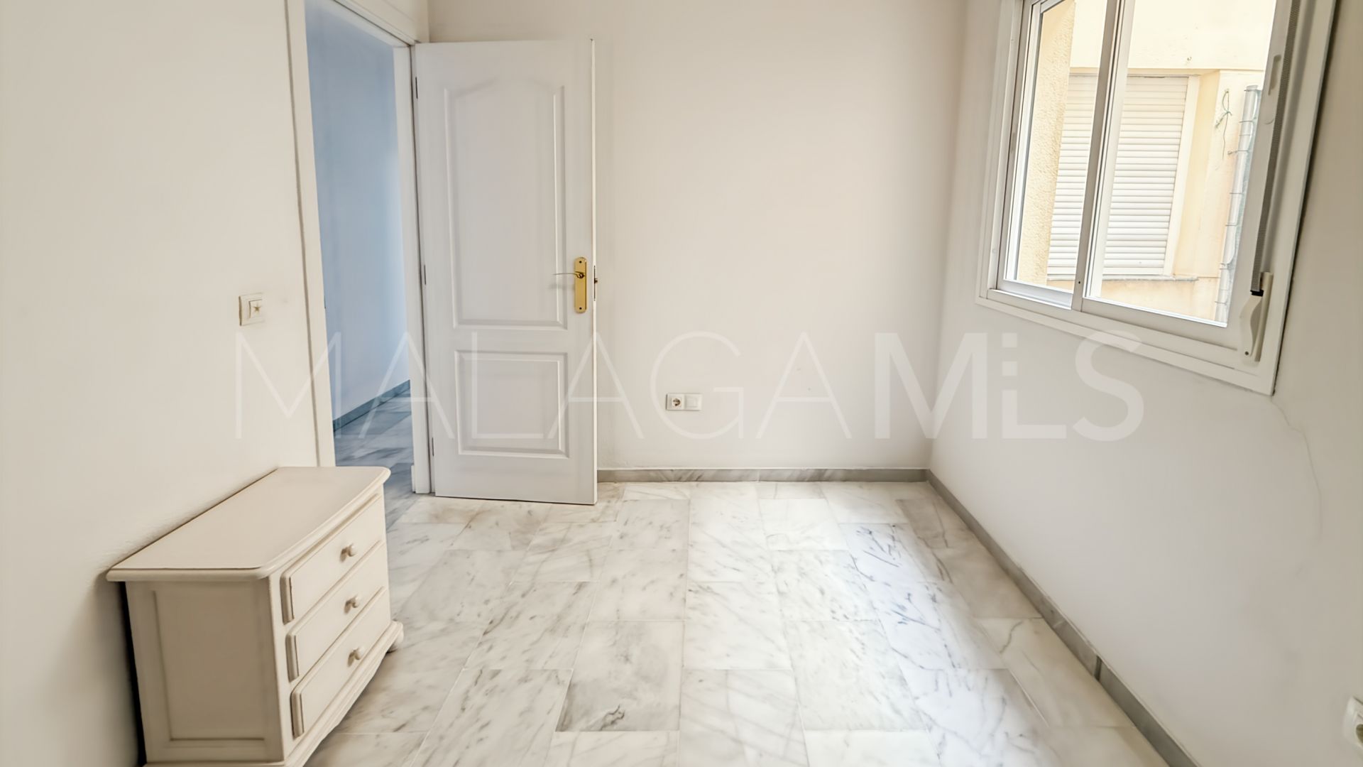 For sale Torreblanca flat with 2 bedrooms