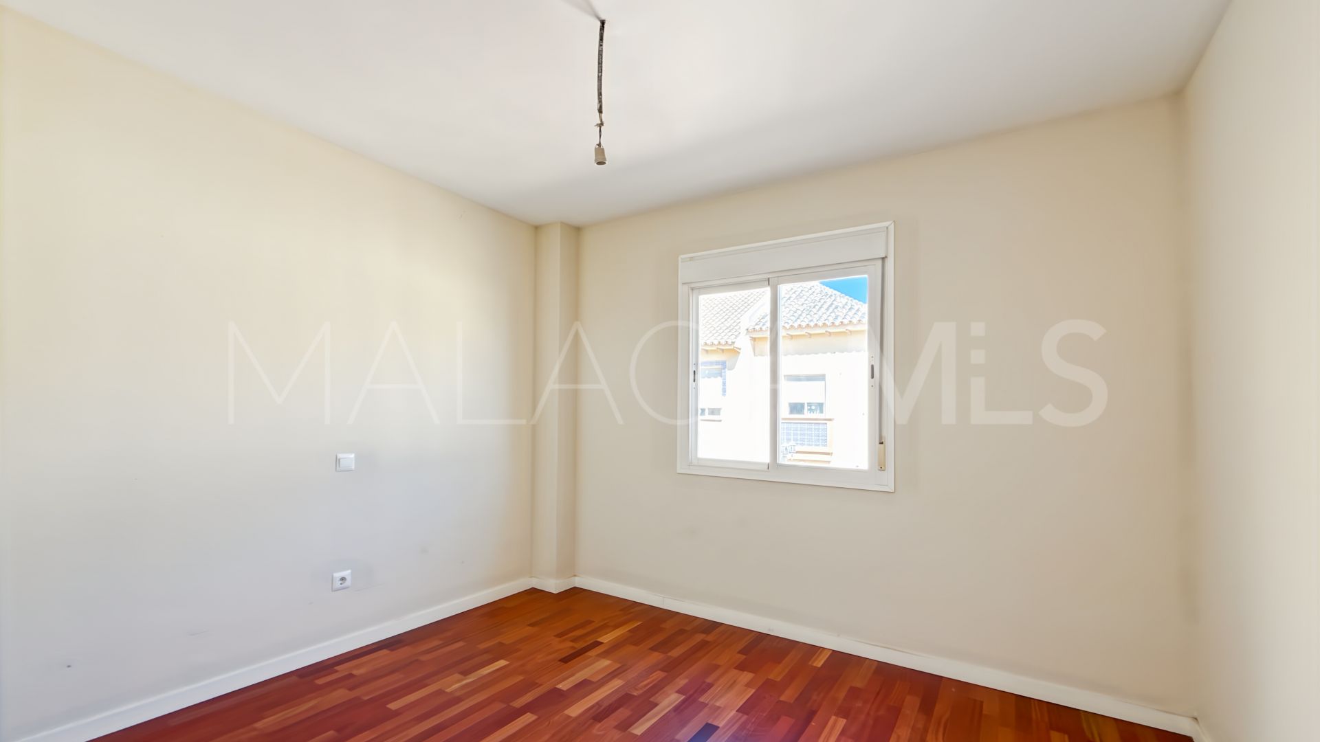 For sale town house in Calypso