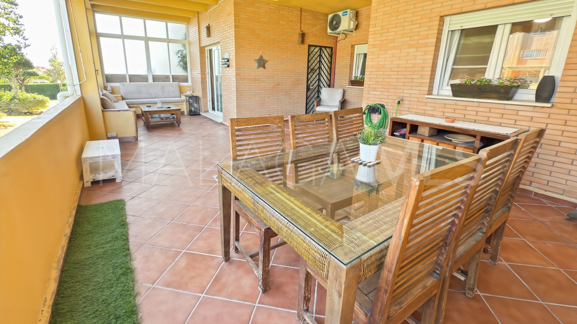 El Pinillo ground floor apartment for sale